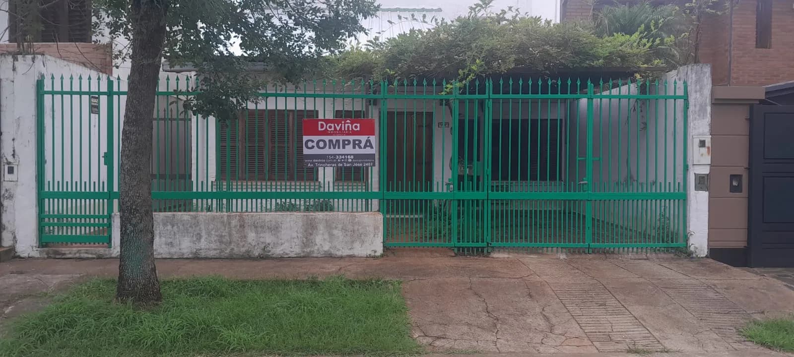 Casa familiar en venta con departamento independiente y patio, Posadas