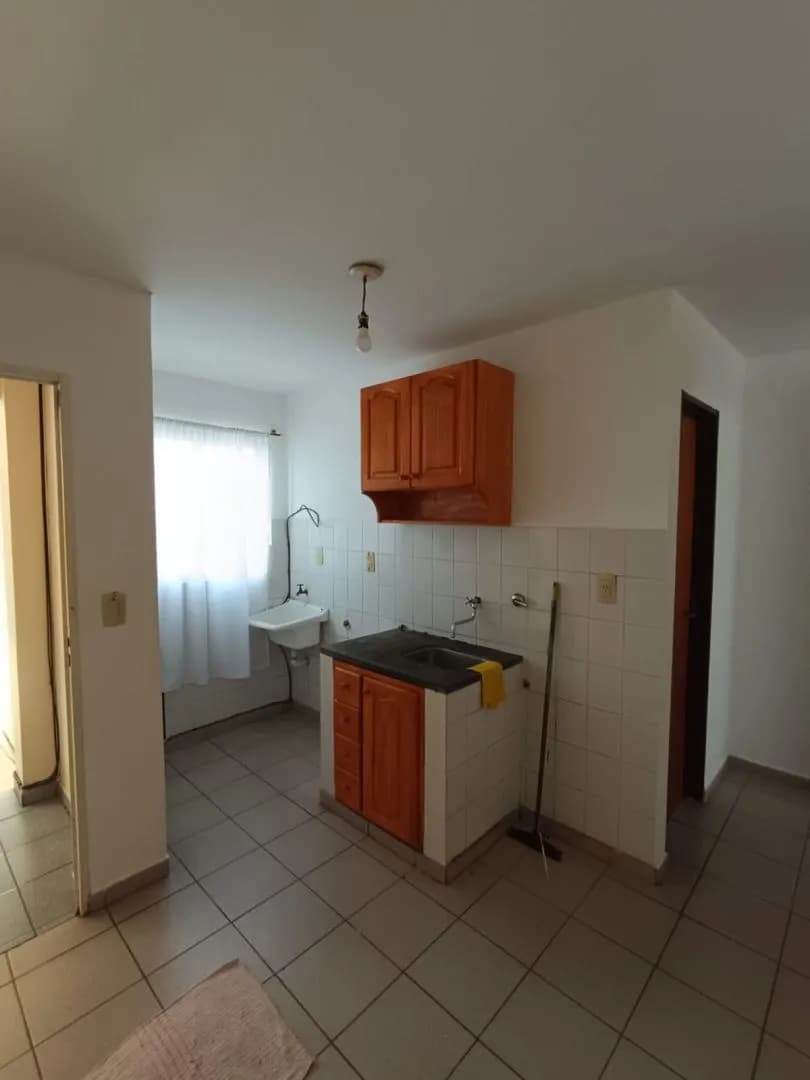 ALQUILER DEPTO 1 Dorm, a 6 cuadas del Hospital