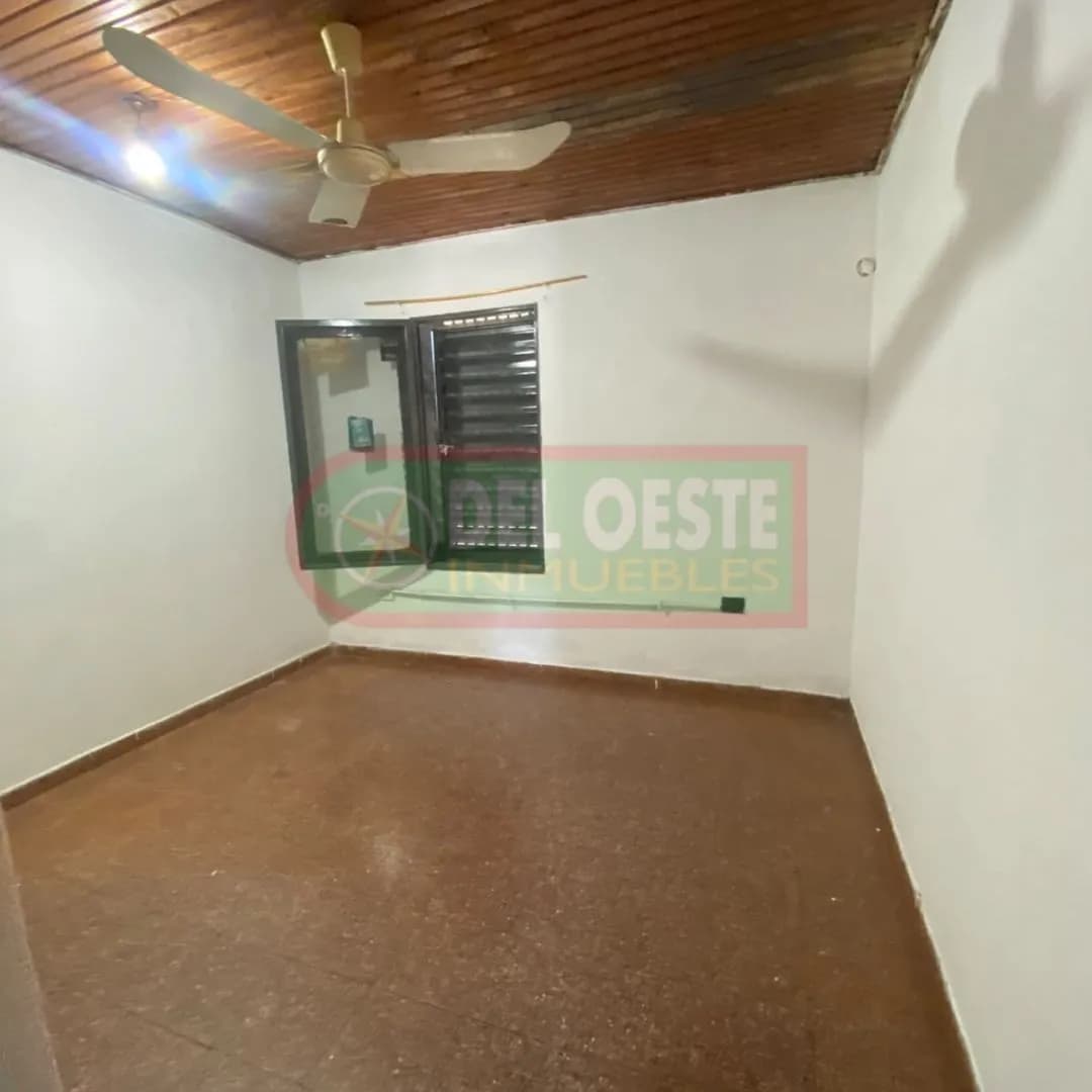 Alquila casa tipo Duplex Z/ Av.Vivanco y Av .Lopez y Planes de 3 dormitorios.