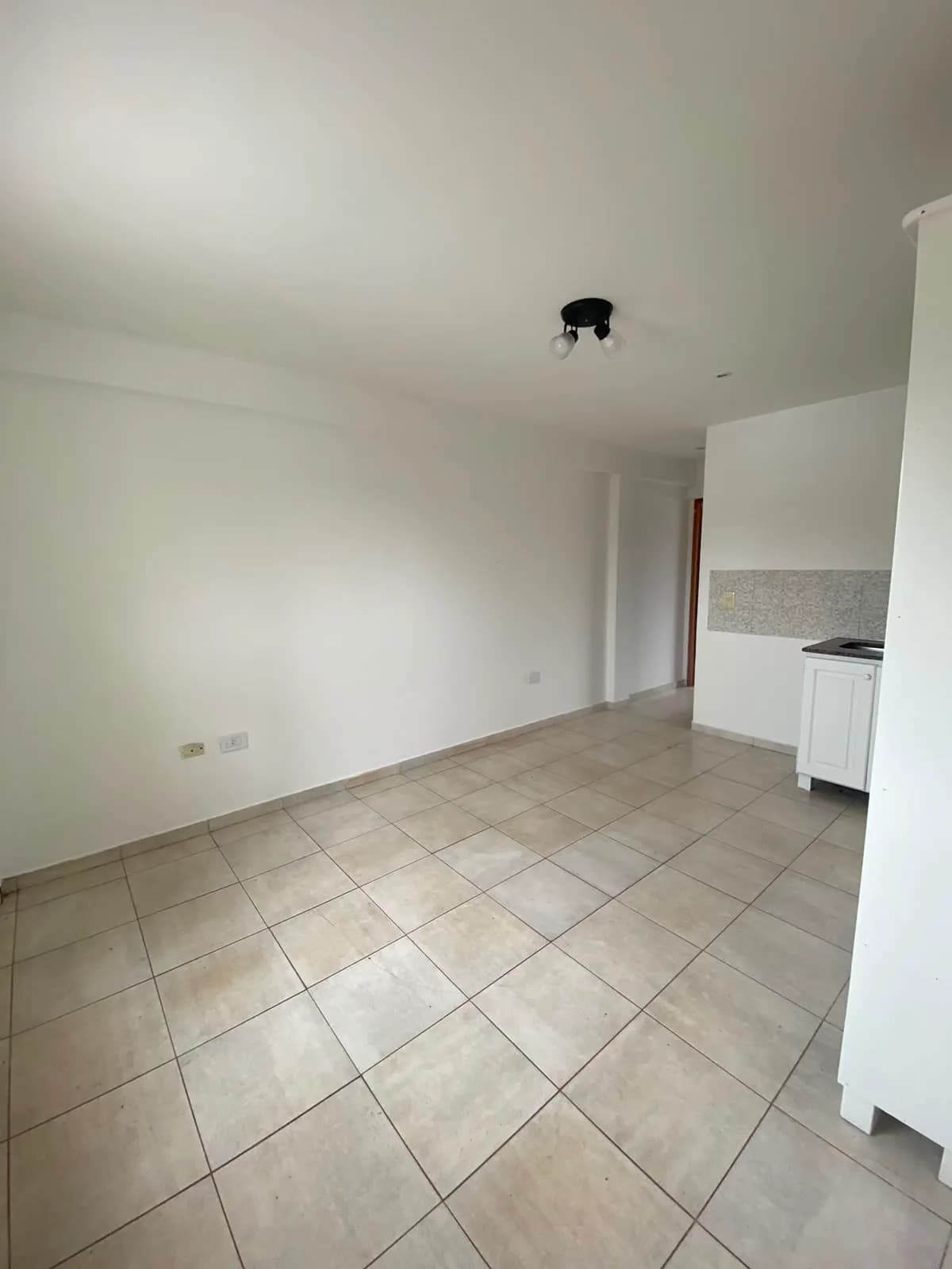 Alquila Departamento de 1 dormitorio Z/ Sta Catalina y Tacuari