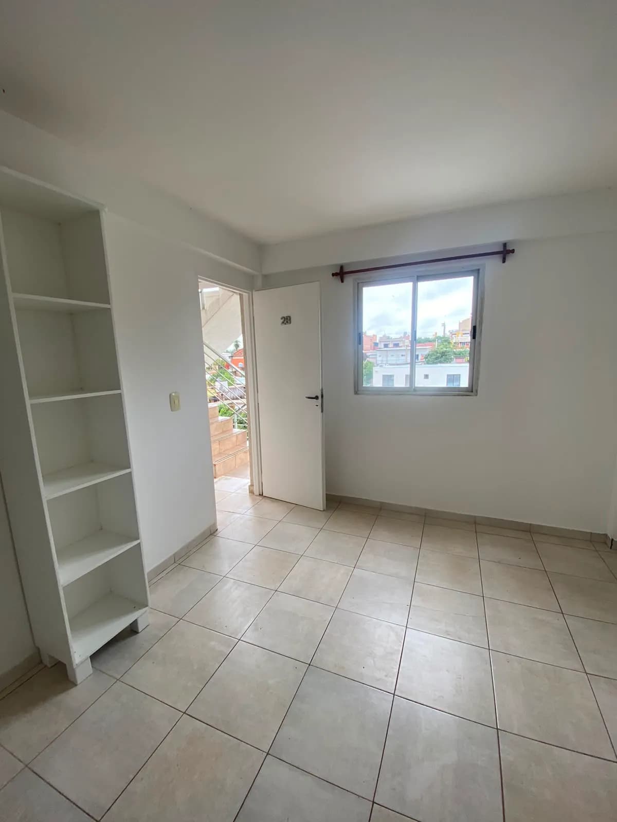 Alquila Departamento de 1 dormitorio Z/ Sta Catalina y Tacuari