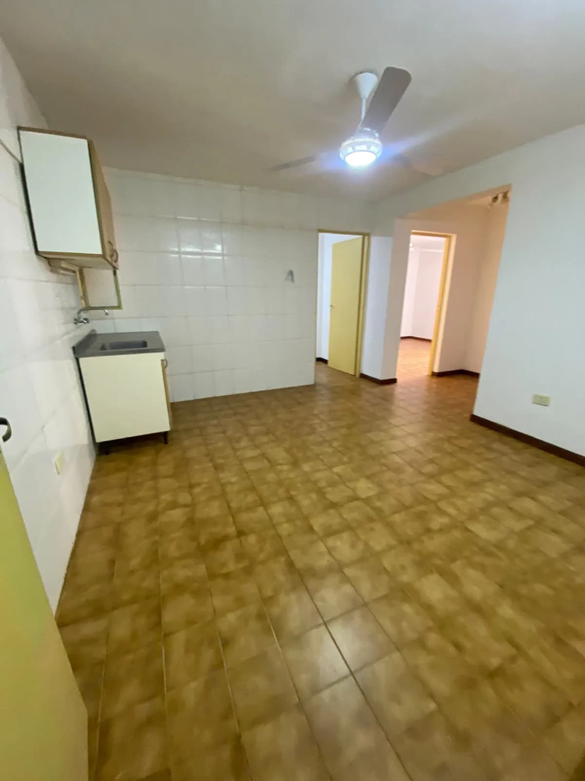 Alquila departamento en Villa Sarita de 2 dormitorios