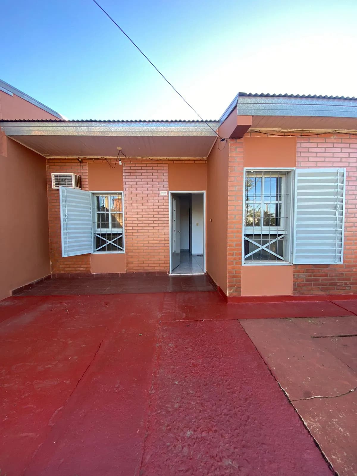 Alquila Casa de 2 Dormitorios en Bº Cocomarola Oeste