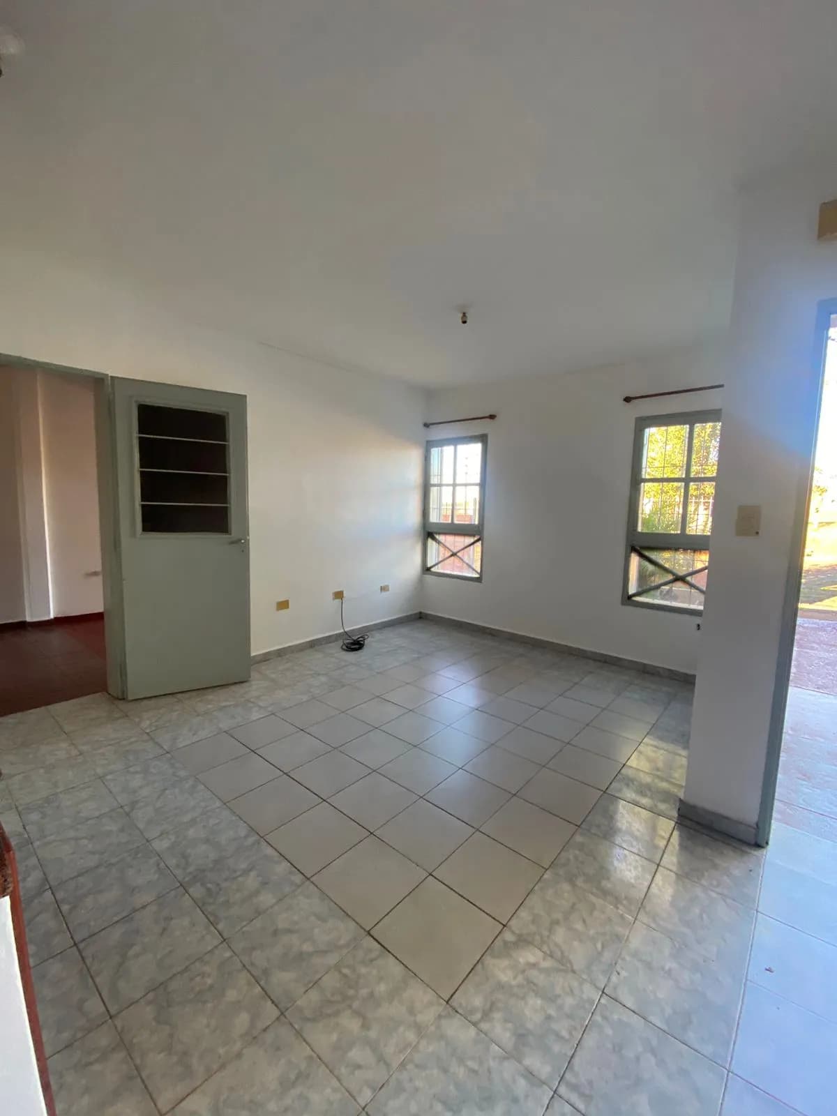 Alquila Casa de 2 Dormitorios en Bº Cocomarola Oeste