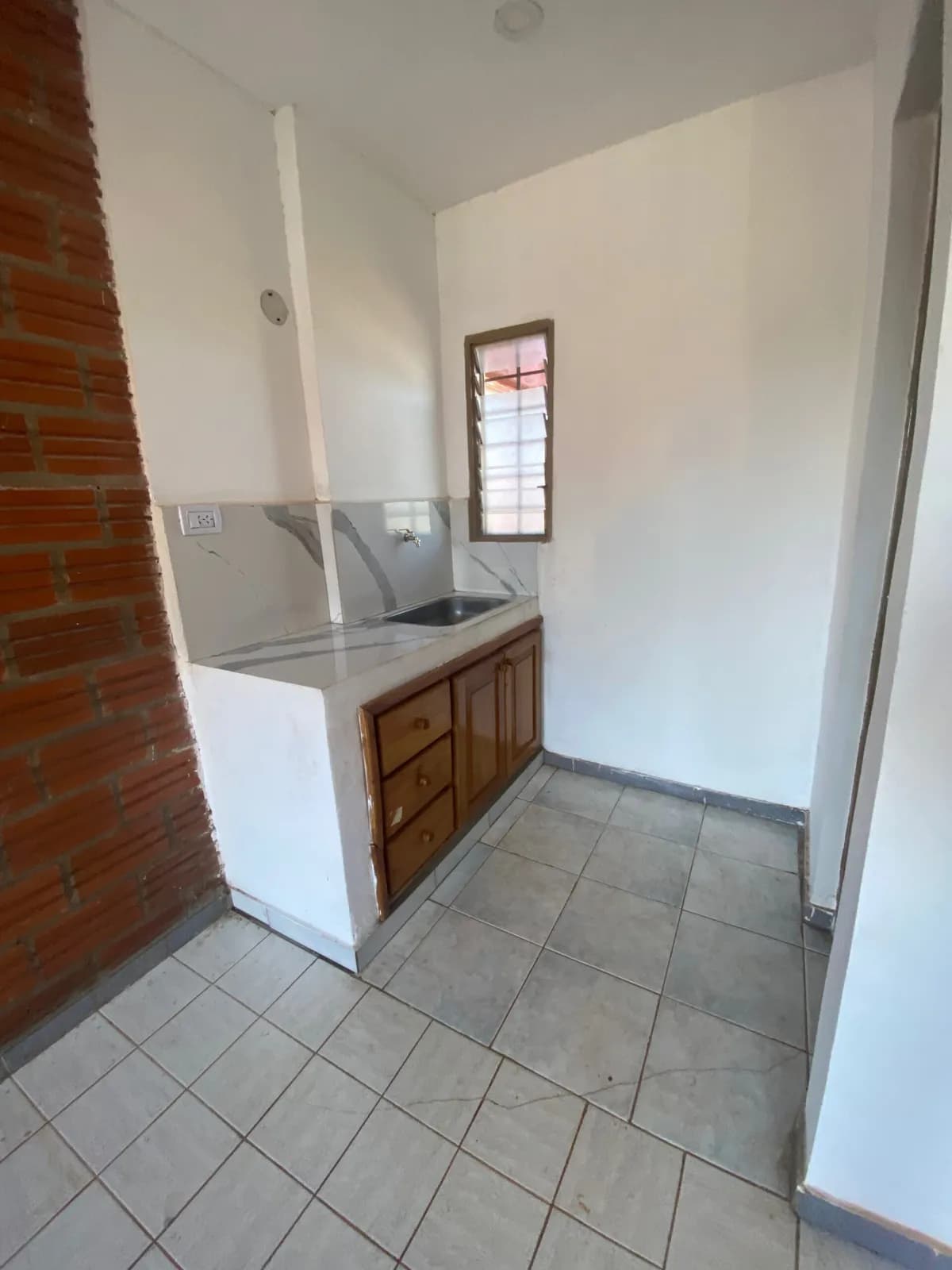 Alquila Monoambiente en Miguel Lanus Posadas