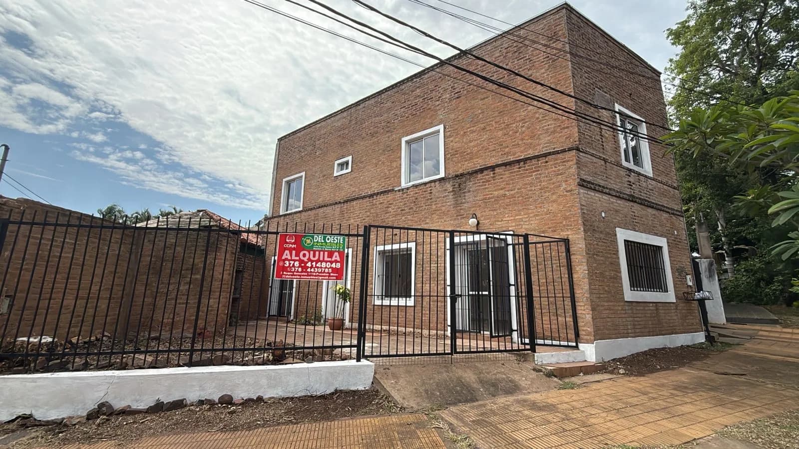 Alquila Duplex de 3 dormitorios en Bº Aguacates