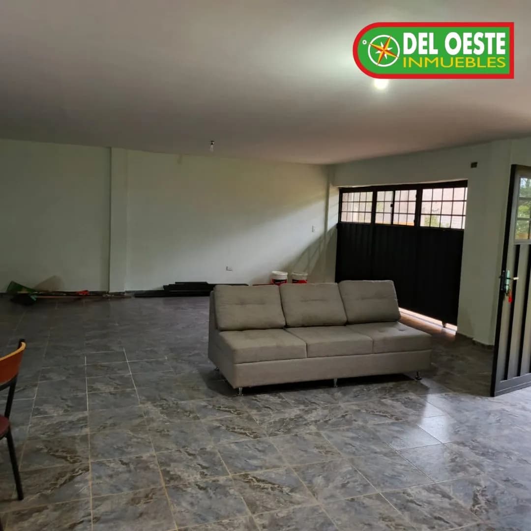 Casa  en Venta Barrio El Lago Candelaria  2 Dormitorios y Patio.