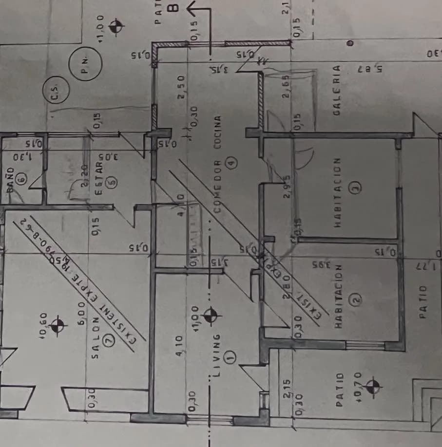 Casa en Venta S/Av. Tambor de Tacuari  442 m2 aprox