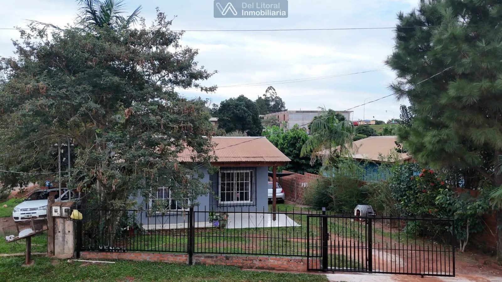 CASA CON TERRENO EN VENTA O PERMUTA