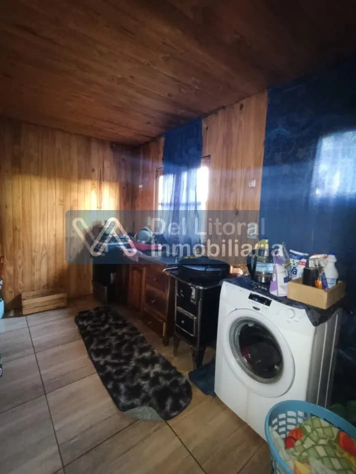 TERRENO CON CASA. Barrio Malvinas, San Vicente Mns