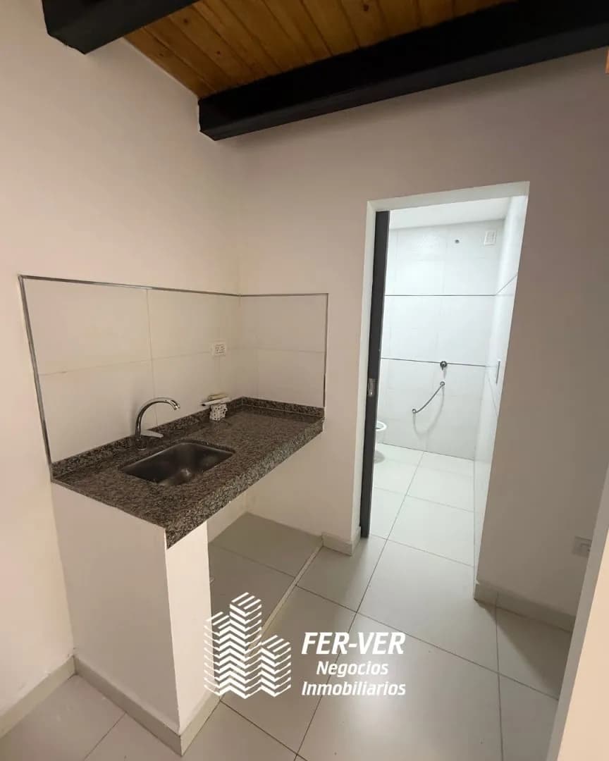 LOCAL COMERCIAL CÉNTRICO EN ALQUILER