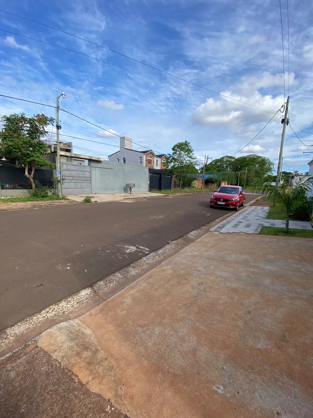LOTE EN VENTA EN ZONA AV. ITUZAINGÓ Y AV. 115