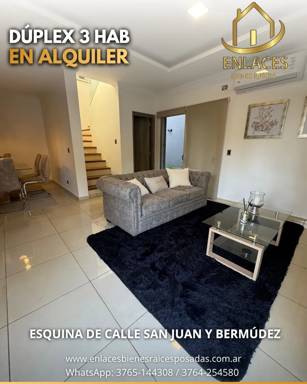Living de un dúplex moderno