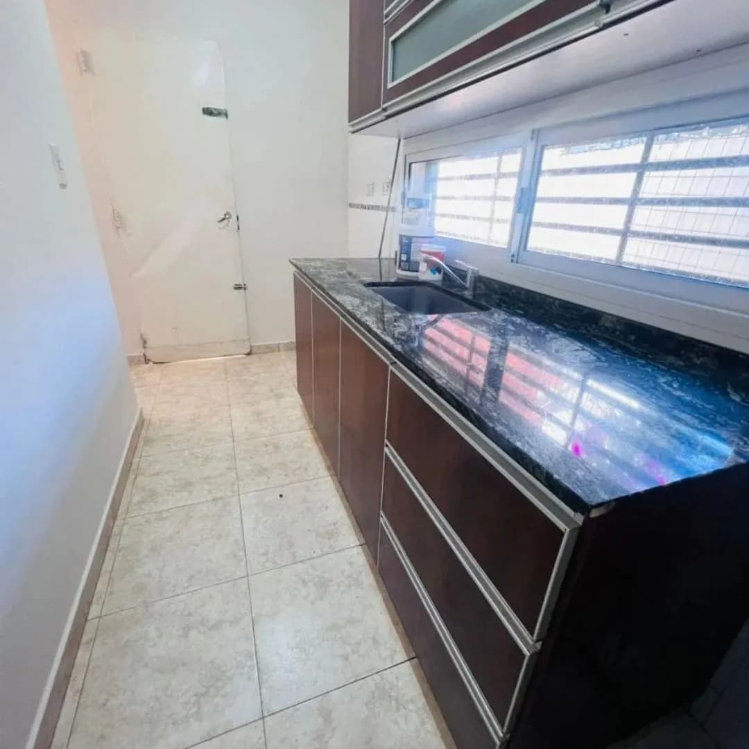Alquiler de Duplex 2 dormitorios z/ luchessi y jauretche
