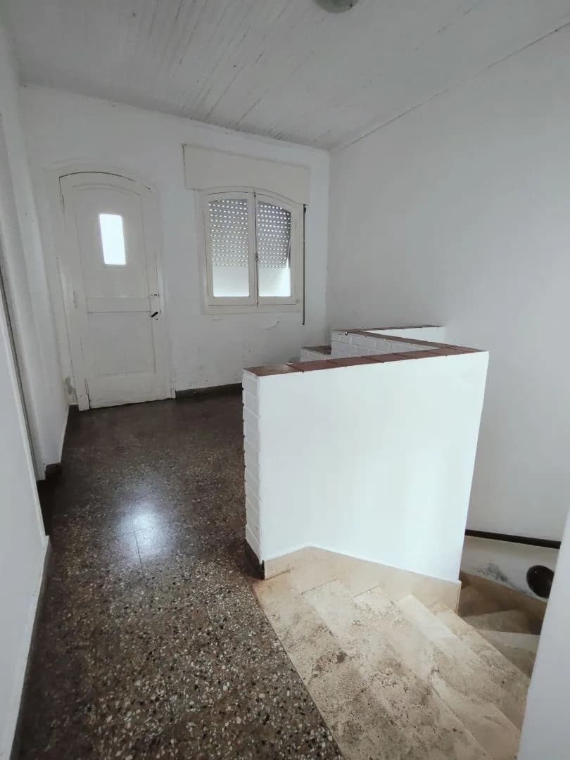 VENTA DE CASA EN EL CENTRO DE POSADAS, EL LUJO DE TENER TODO CERCA