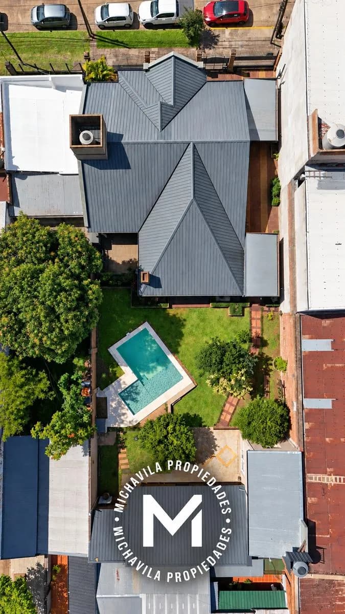 Casa en venta 3 dormitorios con pileta
