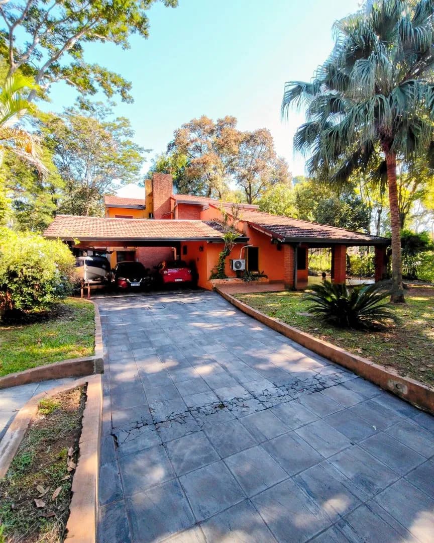 Hermosa casa quinta en Posadas, Misiones, en exclusiva zona.