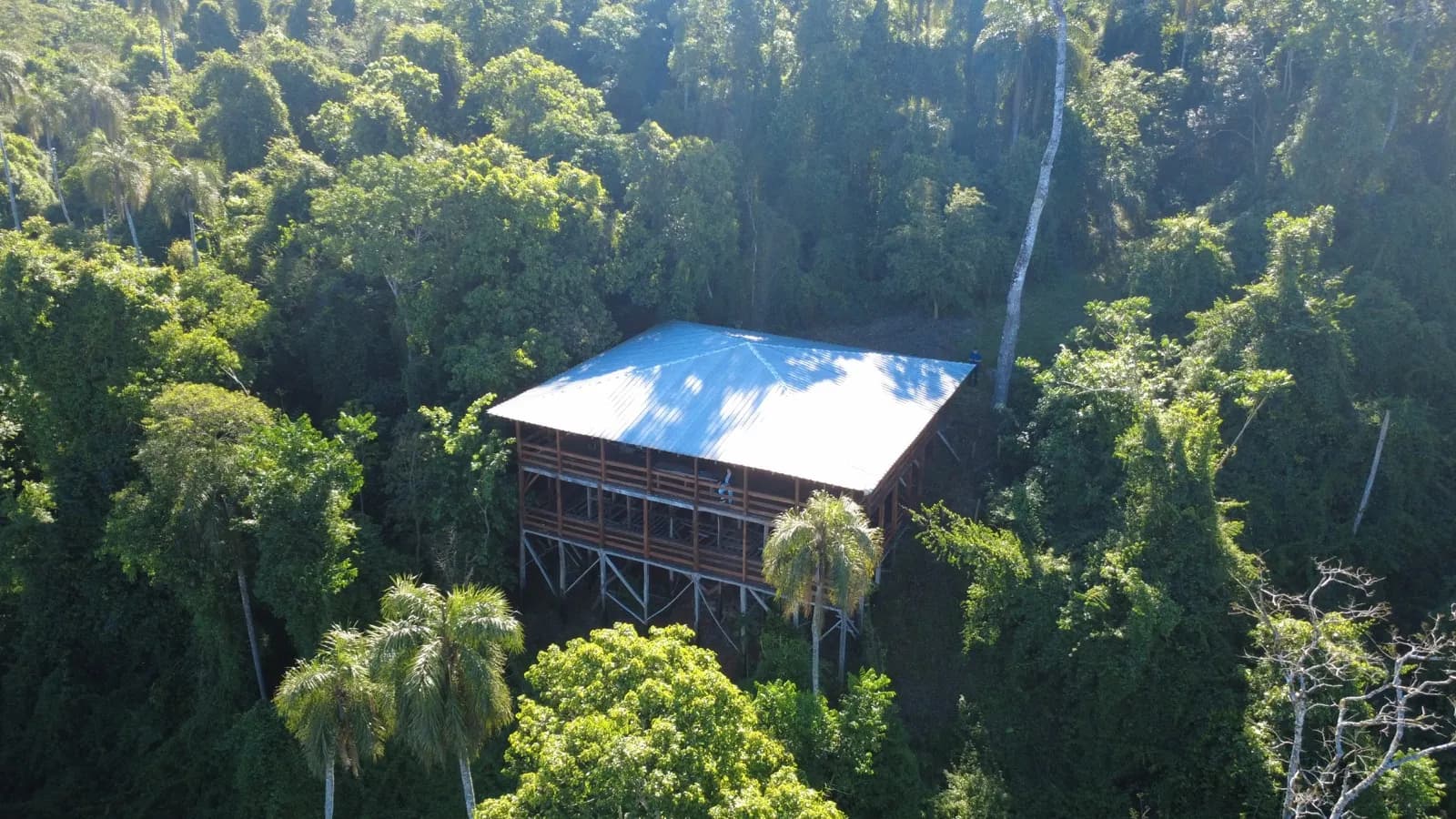 2 Hectáreas con frente al Río Uruguay y casa de madera, El Soberbio, Misiones