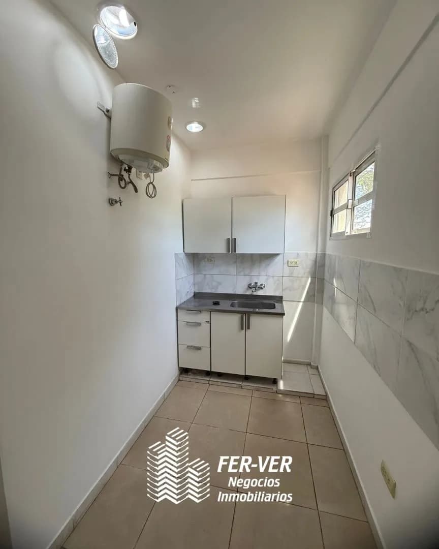 Departamento céntrico de un dormitorio en alquiler  Av. Roque Pérez casi Av. Roca, Posadas