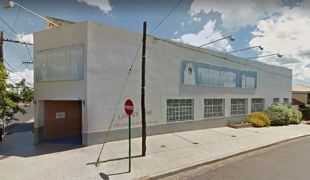 SE VENDE IMPORTANTE PROPIEDAD EN AV. URUGUAY Nº 3208 ESQUINA FÉLIX DE AGUIRRE