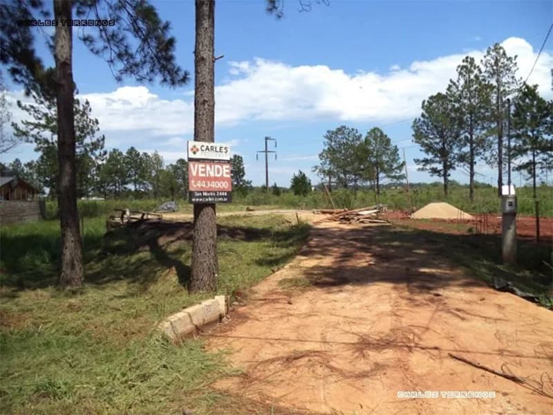 Barrio del Lago, a una cuadra de Ruta 12