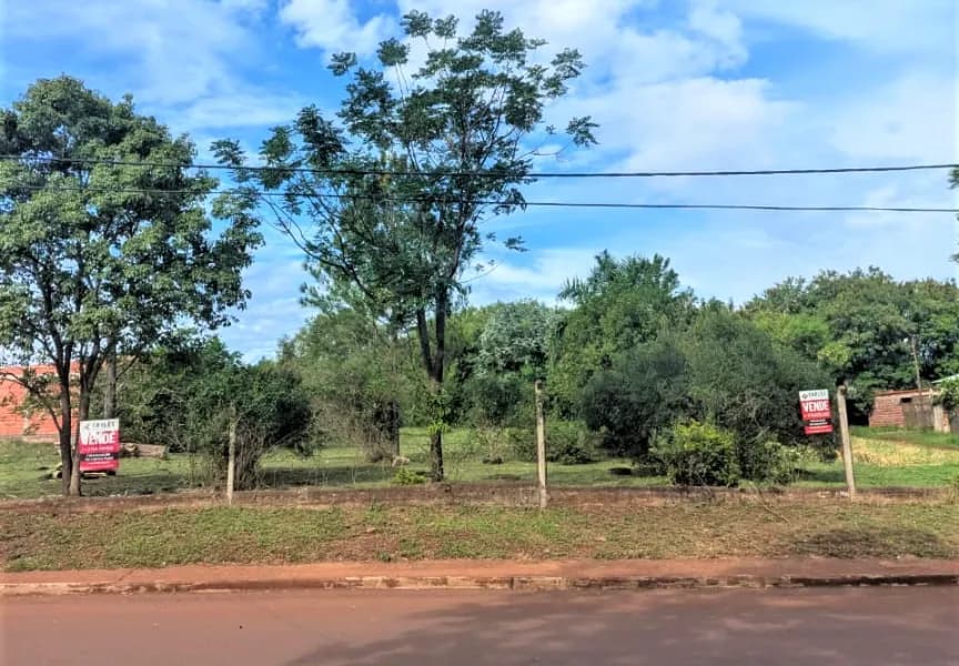 Lotes en Barrio Itaembé Miní