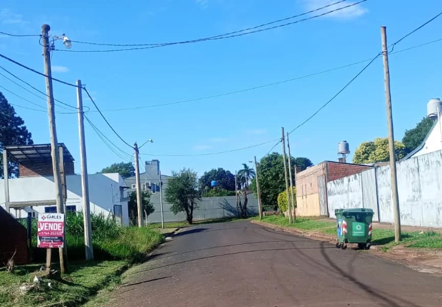 Hermoso lote en esquina con construcción a terminar