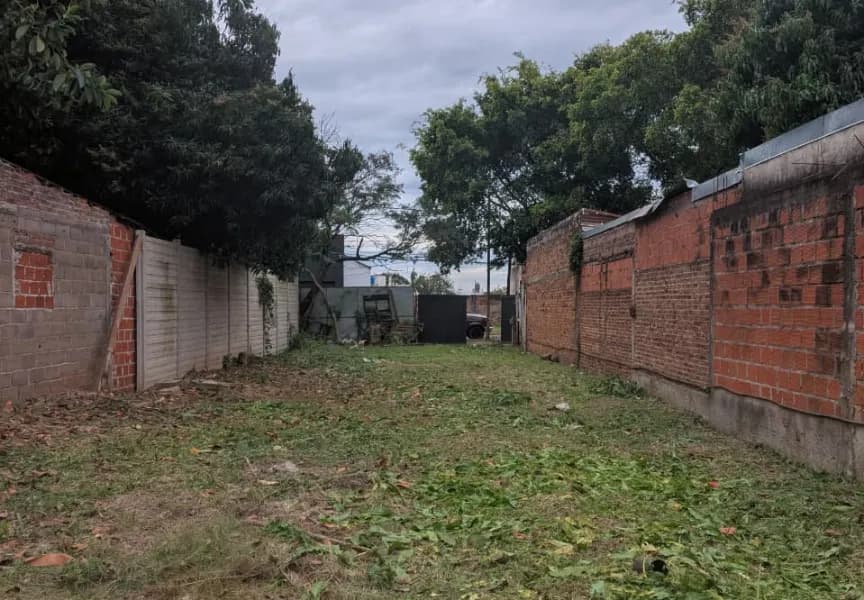 IMPORTANTE TERRENO SOBRE AVDA MARTIN FIERRO