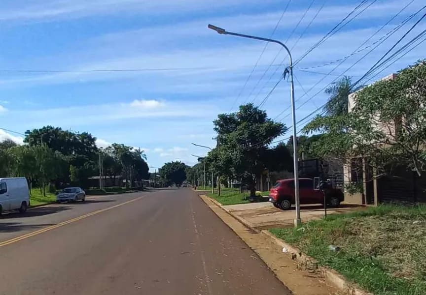 Hermoso y amplio lote sobre avenida