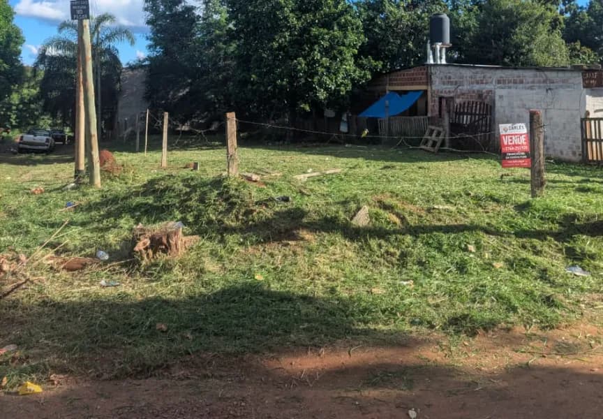 Hermoso y amplio lote en esquina ubicado en Barrio Residencial