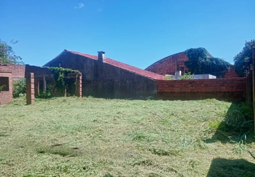 Hermoso y amplio lote en avenida, a pasos del río, Zona Club CAPRI