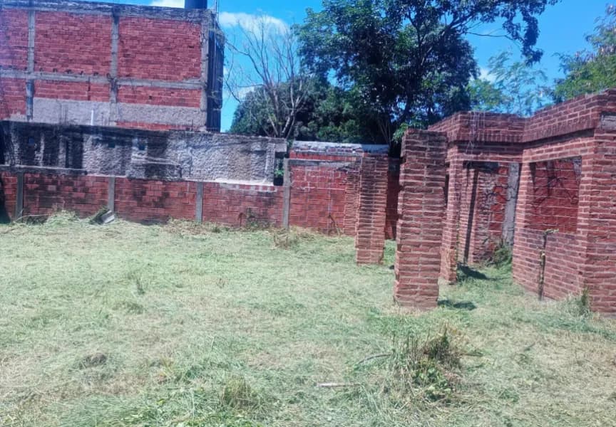 Hermoso y amplio lote en avenida, a pasos del río, Zona Club CAPRI