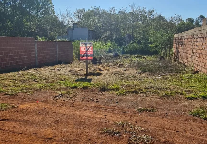 Bº Tacuaritas - Terreno en condominio