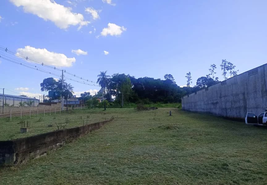 Espectacular terreno sobre Colectora de Ruta 12 km 12 en Garupá sobre salida de Posadas