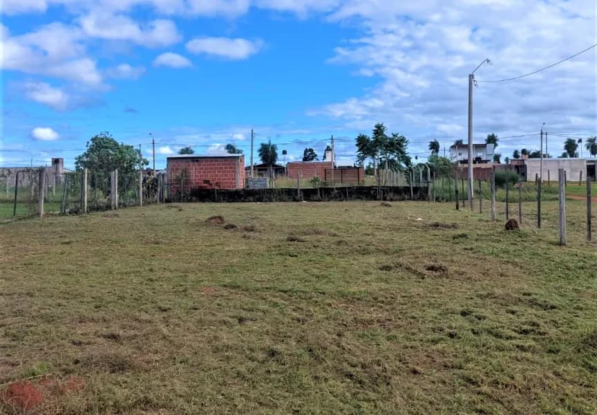 Excelente esquina Residencial en Bº El Palmar en Candelaria
