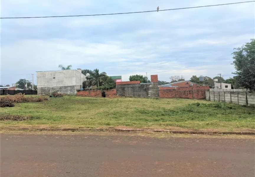 ¡IMPERDIBLE LOTE EN ESQUINA SOBRE COLECTORA DEL ACCESO SUR!