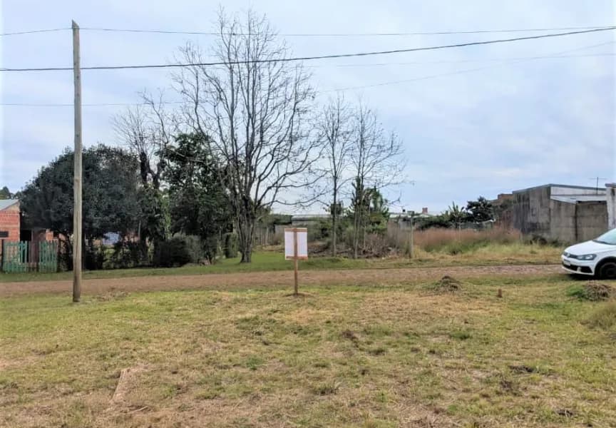 ¡IMPERDIBLE LOTE EN B° RESIDENCIAL DE CANDELARIA!