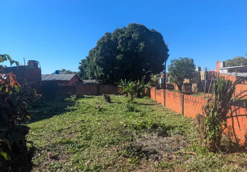 ¡Imperdible esquina a pasos de las Avenidas Vivanco y Chacabuco!