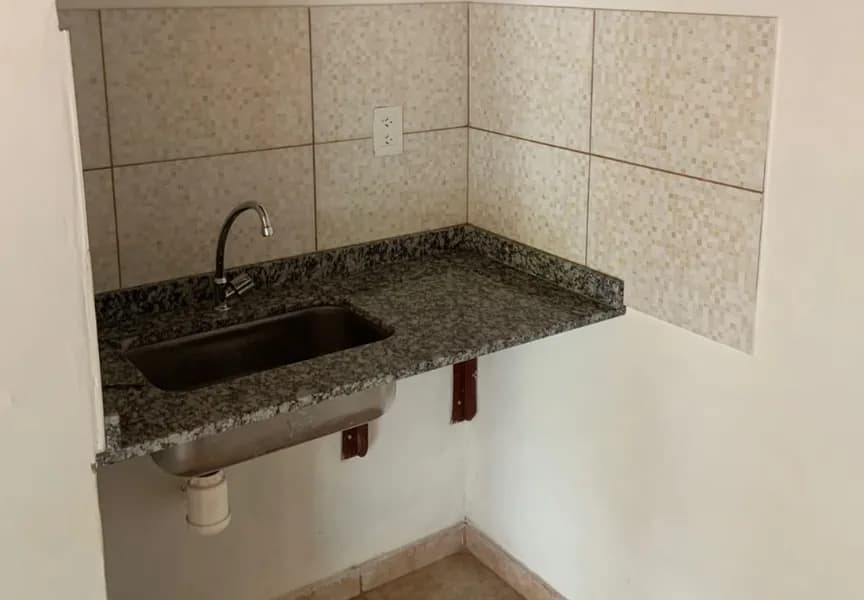 LOCAL COMERCIAL 100M2 - Bº Villa Bonita