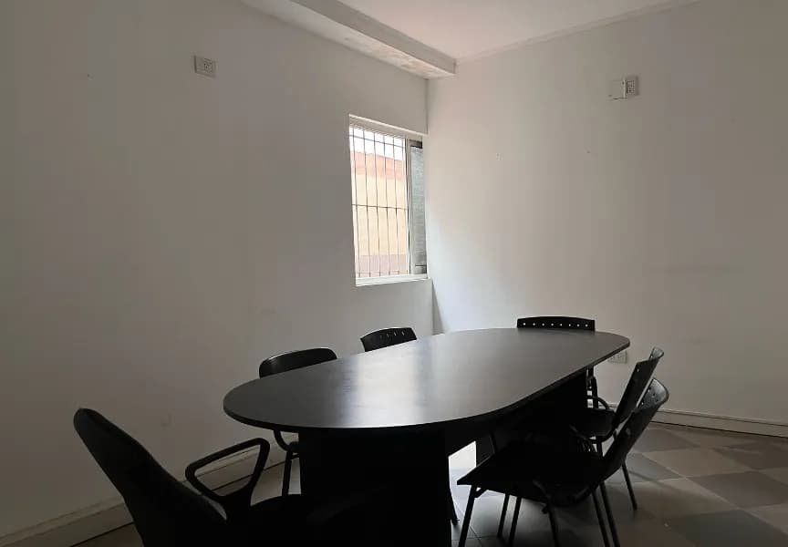 ZONA CENTRO: OFICINAS