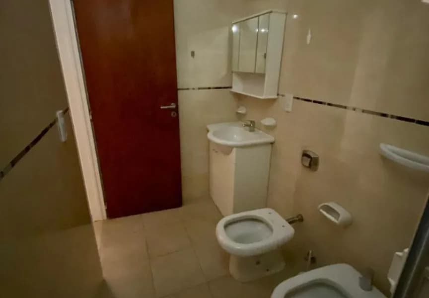 PUERTA REAL: UN DORMITORIO